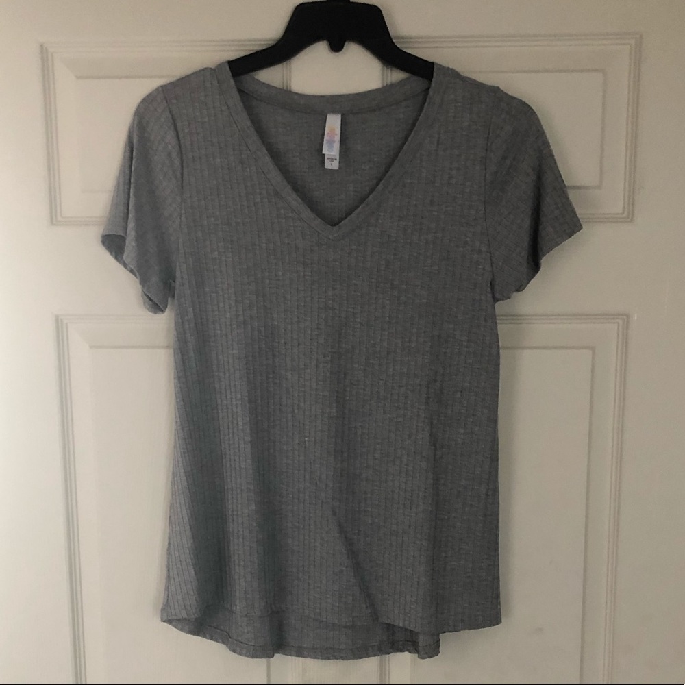 Lularoe Christy Tee. BNWT small